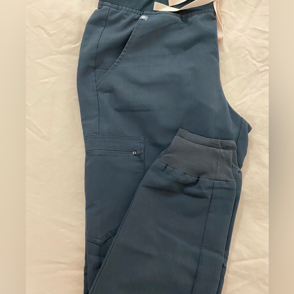 Figs joggers